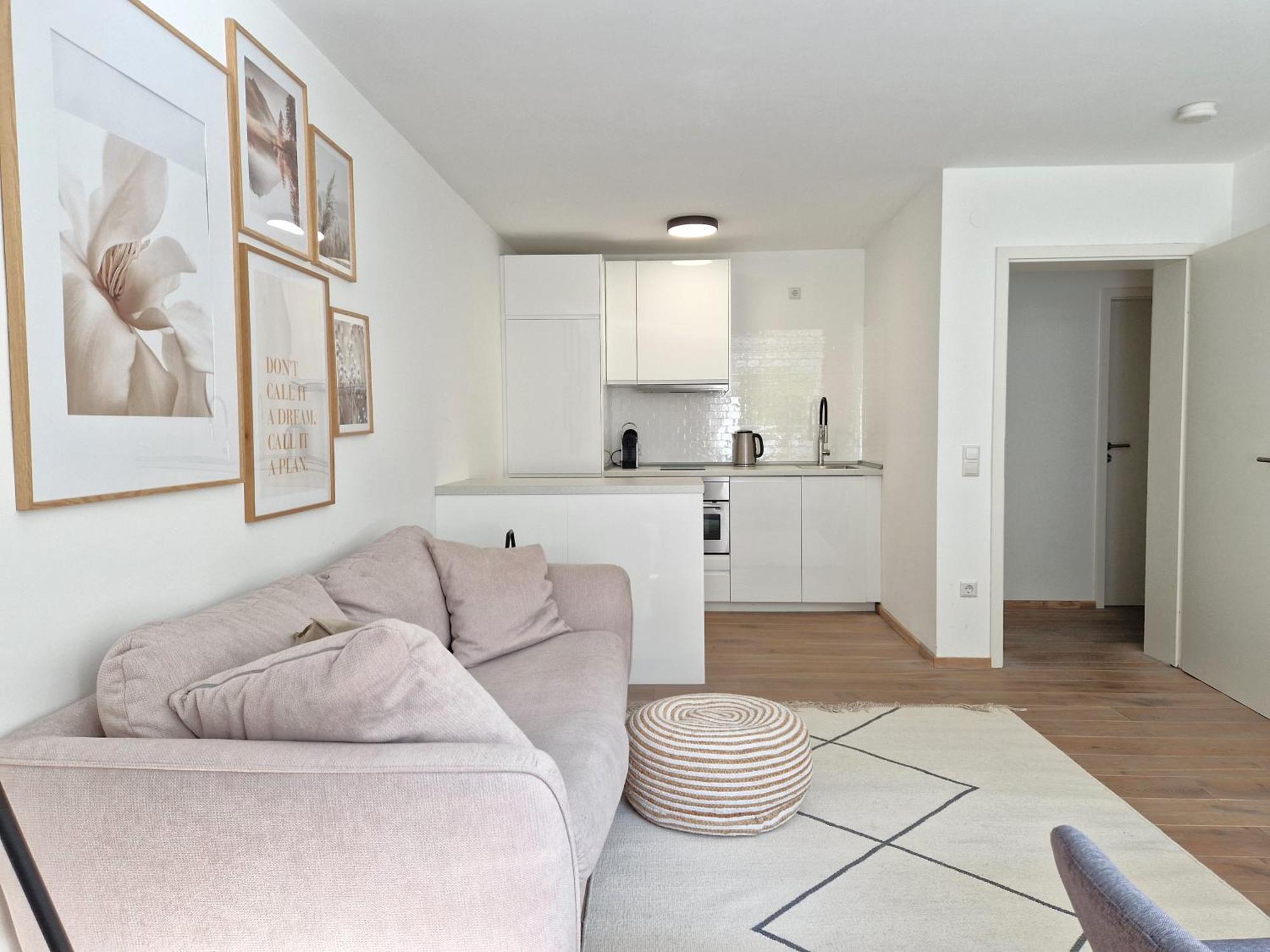 Magnolia: Moderne, Voll Moeblierte Wohnung Bietigheim-Bissingen Exterior foto